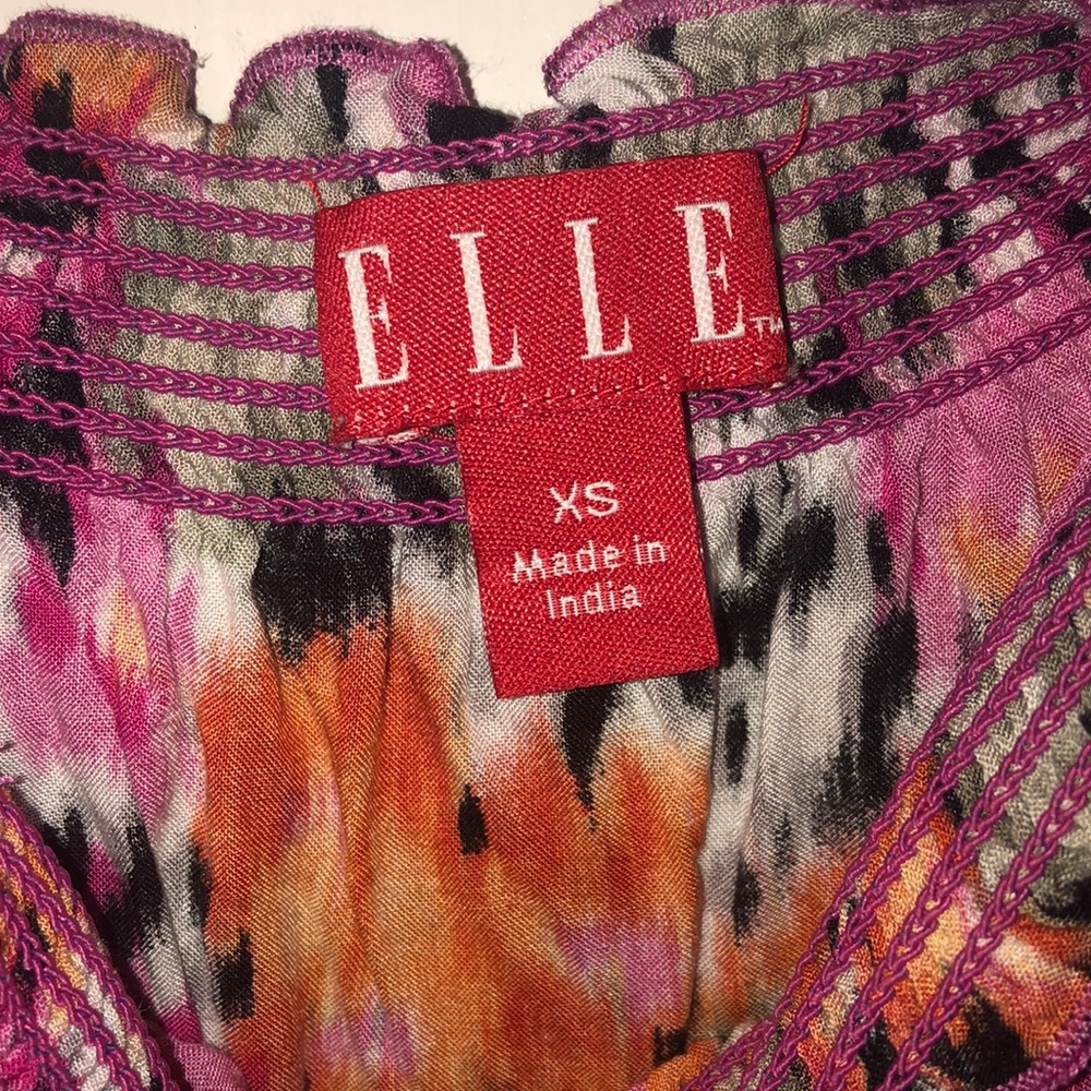 ELLE Top - Picture 4 of 11